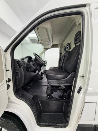 Citroën Jumper BlueHDi 88KW (120CV) Furgón 33L2H2