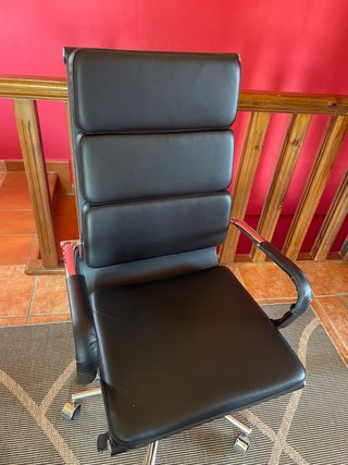 Silla de oficina ergonómica Northdeco Negra
