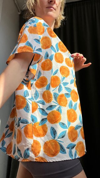 Camisa kimono frutal naranja y blanco