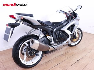 SUZUKI GSX-R 600 K8