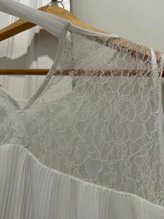 Blusa blanca sin mangas