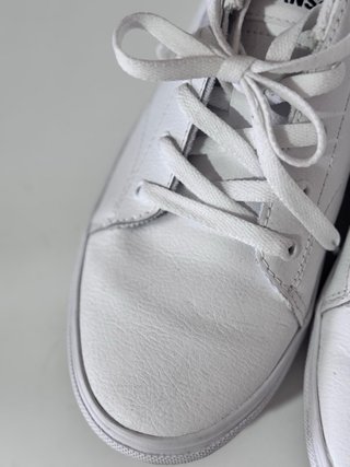 Preciosas deportivas “Vans”