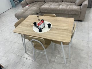 MESA DE COMEDOR MINIMALISTA 4 PERONAS