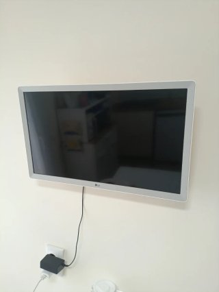 Smart TV LG 24 Blanca