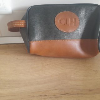 Neceser hombre piel CLH