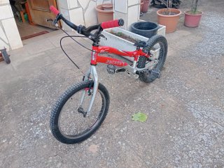 Bicicleta Trial Monty 218 Kamel Roja de segunda mano por 175 EUR
