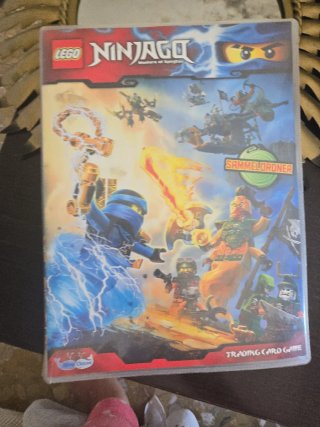 Álbum Lego Ninjago + mas 160 Cartas de segunda mano por 50 EUR en