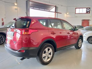 TOYOTA RAV-4 120D Advance 4x2