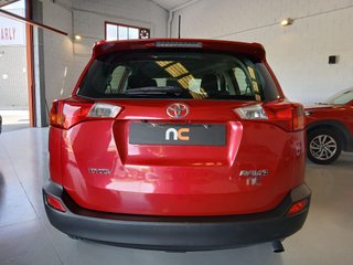 TOYOTA RAV-4 120D Advance 4x2