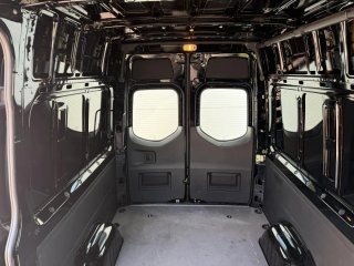 Mercedes-Benz Sprinter 2024