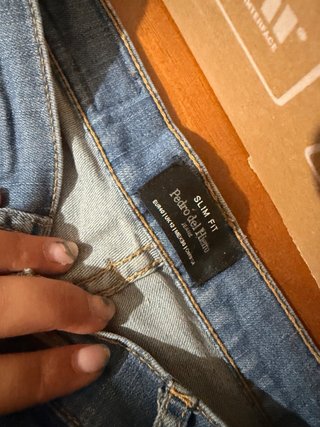 Vaqueros mujer con bordado floral Pedro del hierro