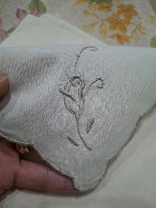 8 Tovaglioli Ricamati a Mano