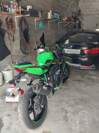 Kawasaki Ninja ZX-4RR