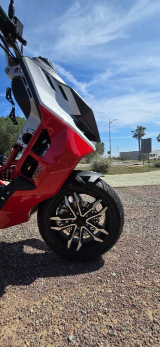Italjet Dragster 200 Roja y Blanca 2026 NUEVA