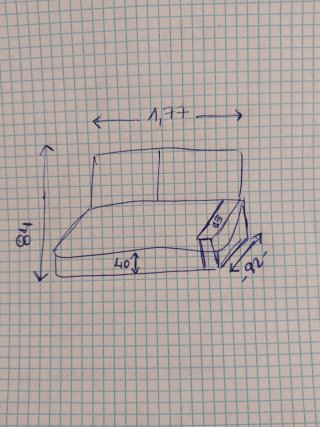 Sofá beige a rallas de tela. Ancho 177cm