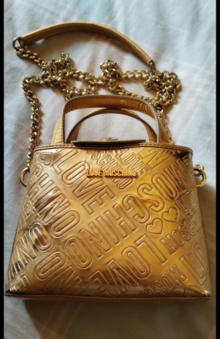 Borsa LOVE MOSCHINO dorata nuova.