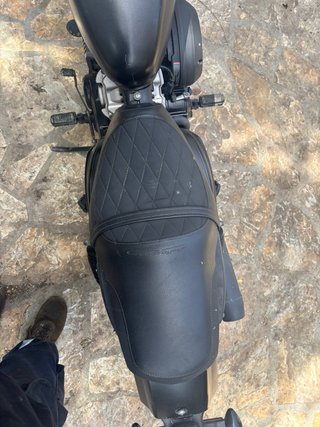 Hyosung Aquila 125cc Cruiser Negra