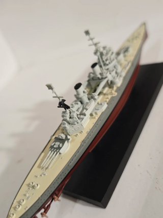 HMS Duke of York maqueta de barco metal y plástico