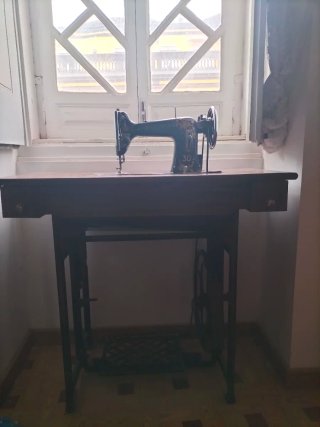 Máquina Costura Antiga Pfaff 30