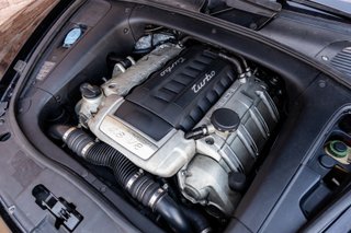 Porsche Cayenne Turbo (2007)