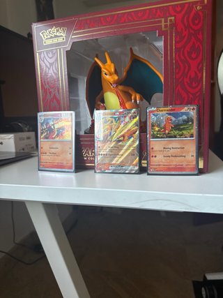 Figura Pokémon Charizard Ex Premium Collection