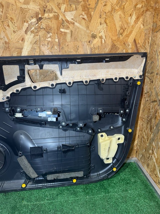 Panel Puerta Izquierda Hyundai i30