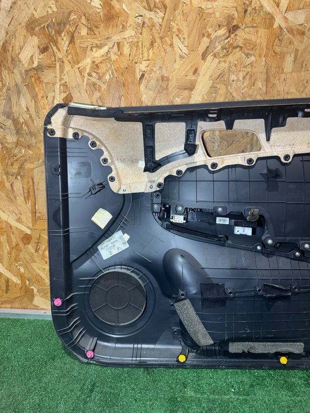 Panel Puerta Izquierda Hyundai i30