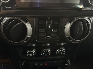 Jeep Wrangler  Wrangler 3.6 V6 Sahara Aut