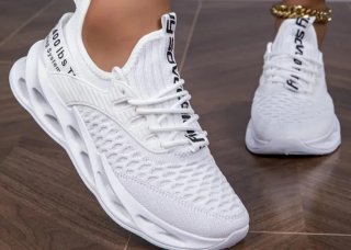 Zapatillas deportivas blancas
