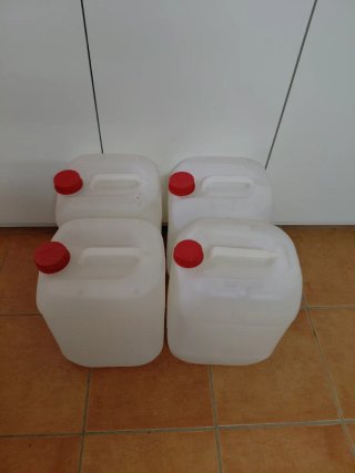 Lote 4 garrafas 25L
