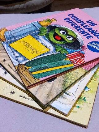 Lote 4 libros BARRIO SESAMO. Coco, Paco Pico ....