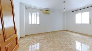 Piso en venta en Carrús Est - Camí dels Magros en Elche