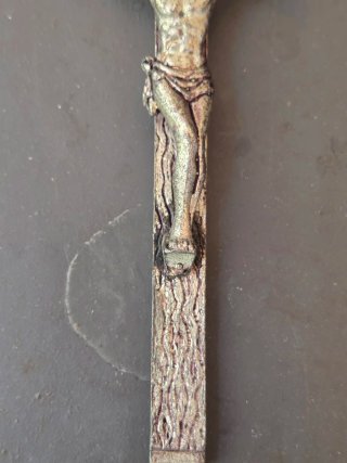 Cruz de Jesús de metal