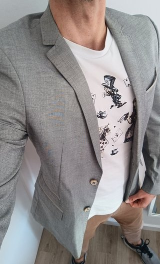 Chaqueta gris elegante