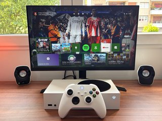 Xbox Series S Blanca con Mando