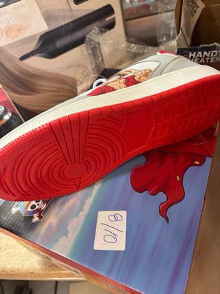 Botines Grises y Rojos