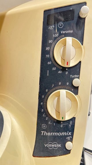 Thermomix TM21 con accesorios