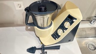 Thermomix TM21 con accesorios