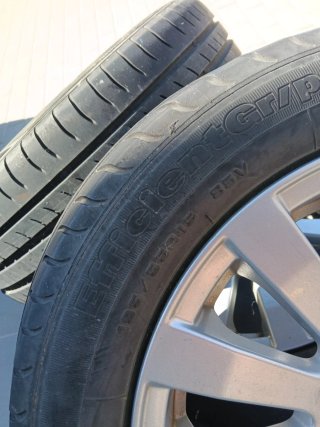 3 Llantas 4x100x56.1 con neumáticos Goodyear