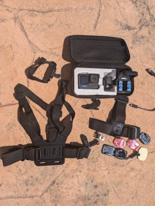 GoPro Hero 10 Black + Accesorios