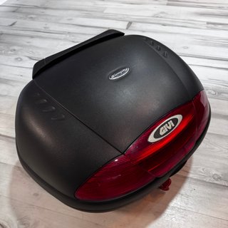 Maleta Trasera Top Case Givi E450 con Respaldo