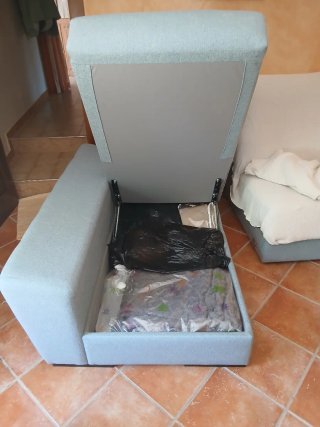 Sofá chaiselongue azul tela