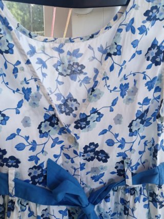 Vestido niña estampado floral azul