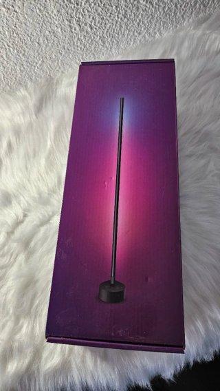 Lámpara Pie Philips Hue Negra/Morada