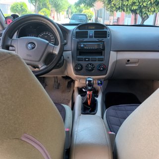 KIA Cerato 2004