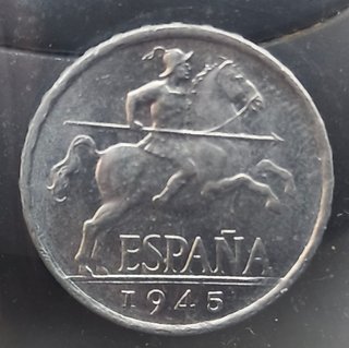 Moneda 5 céntimos de peseta de Franco.