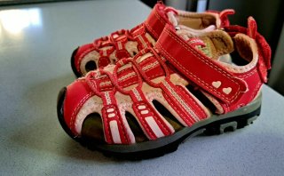 Sandalias niña rojas talla 24