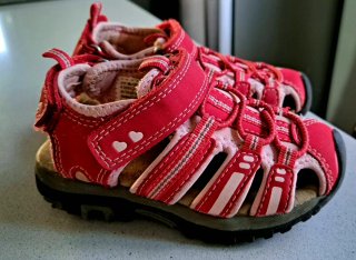 Sandalias niña rojas talla 24