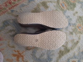 Sandalias Mandarinas Relax Tiras plomo  y brillant