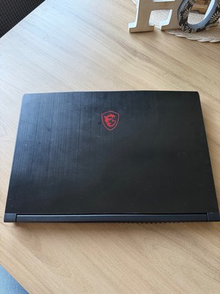 MSI THIN GF63 Portátil Gaming